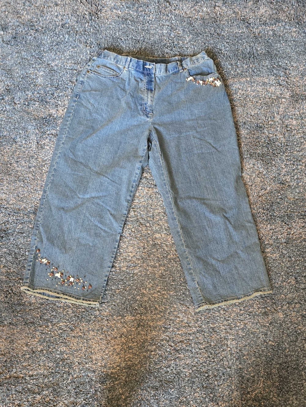 Ruby Rd. Light Blue Cropped Embroidered Jeans